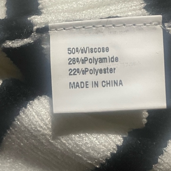 Ultra Soft Knit Top Cozy Stretch Lounge Casual Chic Everyday Layering Shirt - Picture 5 of 5